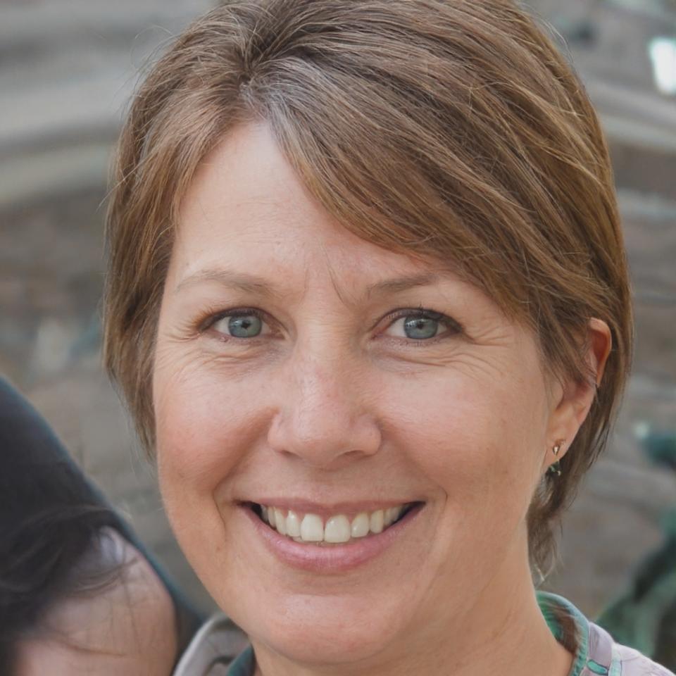 Blockchain scalability specialist and technical instructor